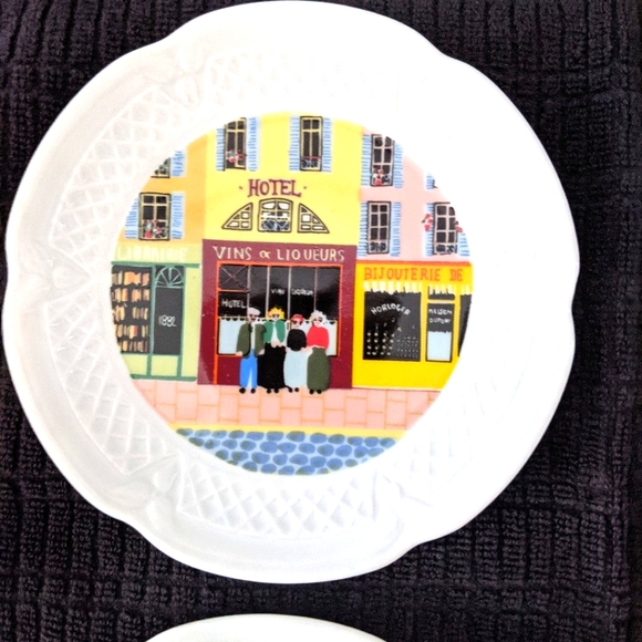 6 French Porcelain Appetizer Plates from France.  Cutting Board & Glass Lid. - Picture 4 of 12